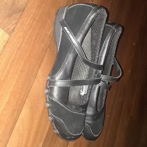 Well Worn skechers sz 9 leather mary Jane bikers